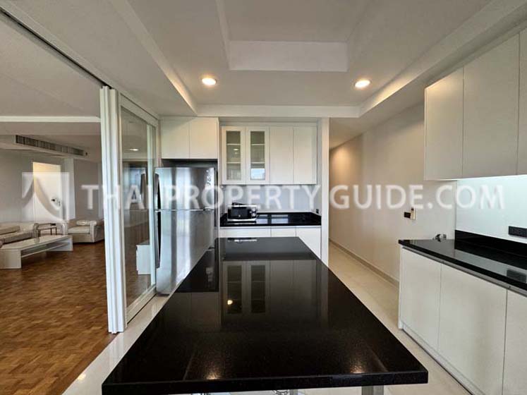 Apartment in Sathorn 